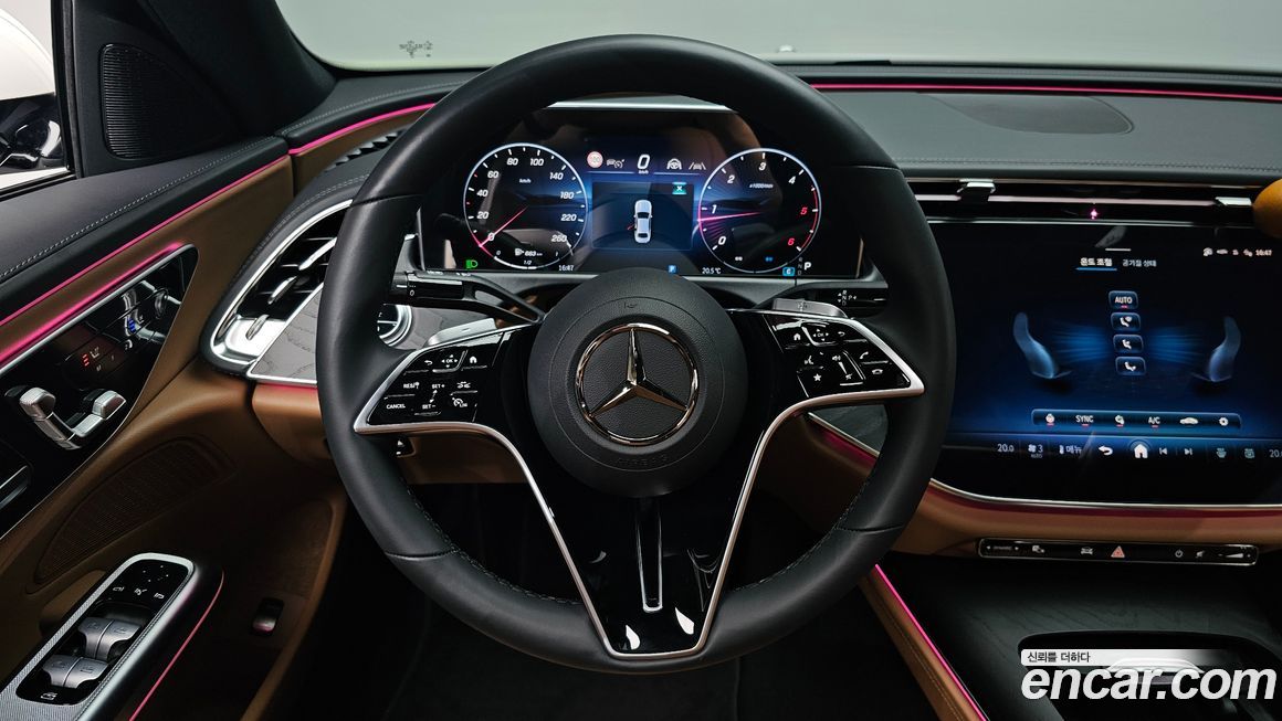 Mercedes-Benz E-Class 2024