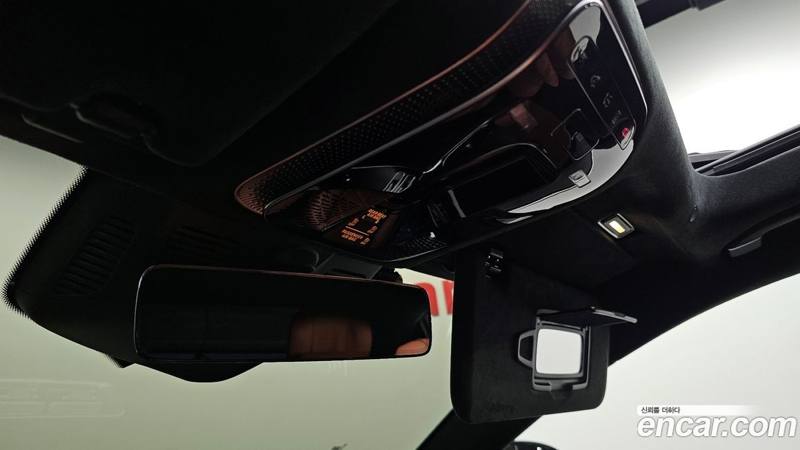 Mercedes-Benz S-Class 2021