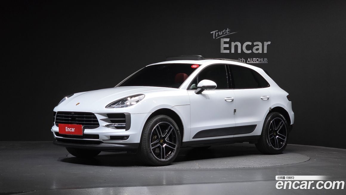 Porsche Macan 2021