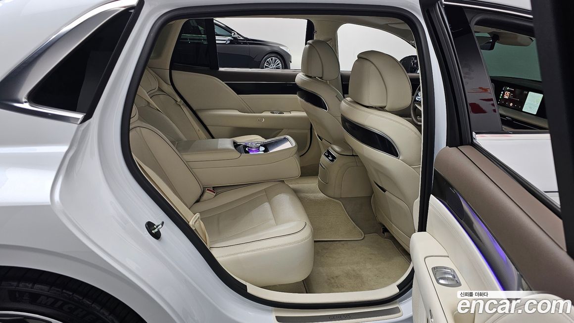 Genesis G90 2023