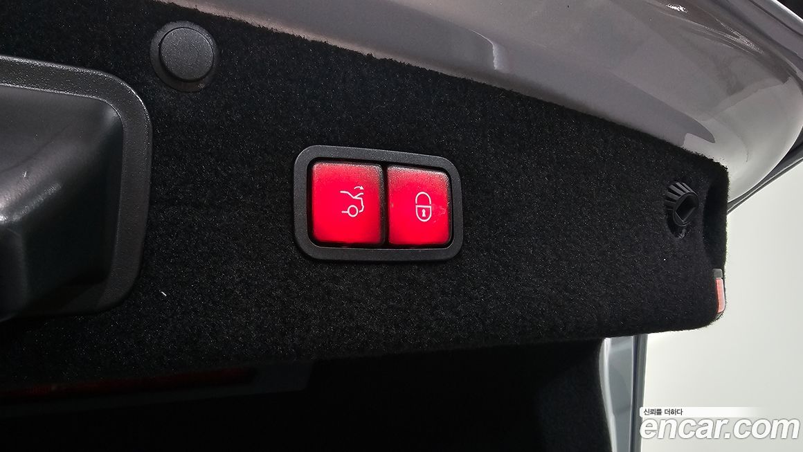 Mercedes-Benz S-Class 2020