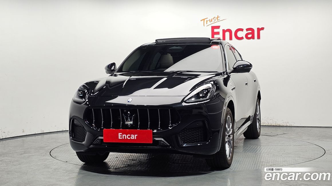 Maserati Grecale 2023