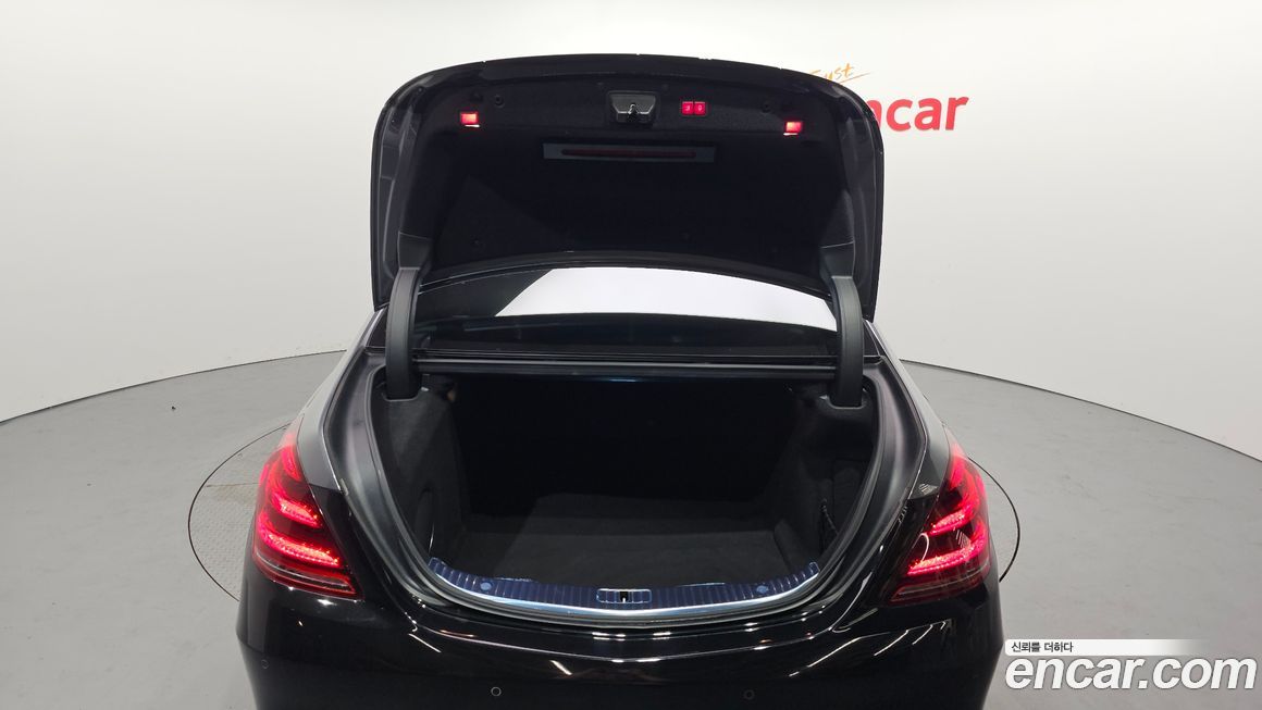 Mercedes-Benz S-Class 2019