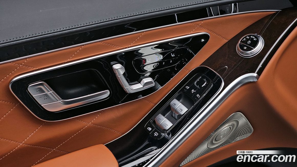 Mercedes-Benz S-Class 2021