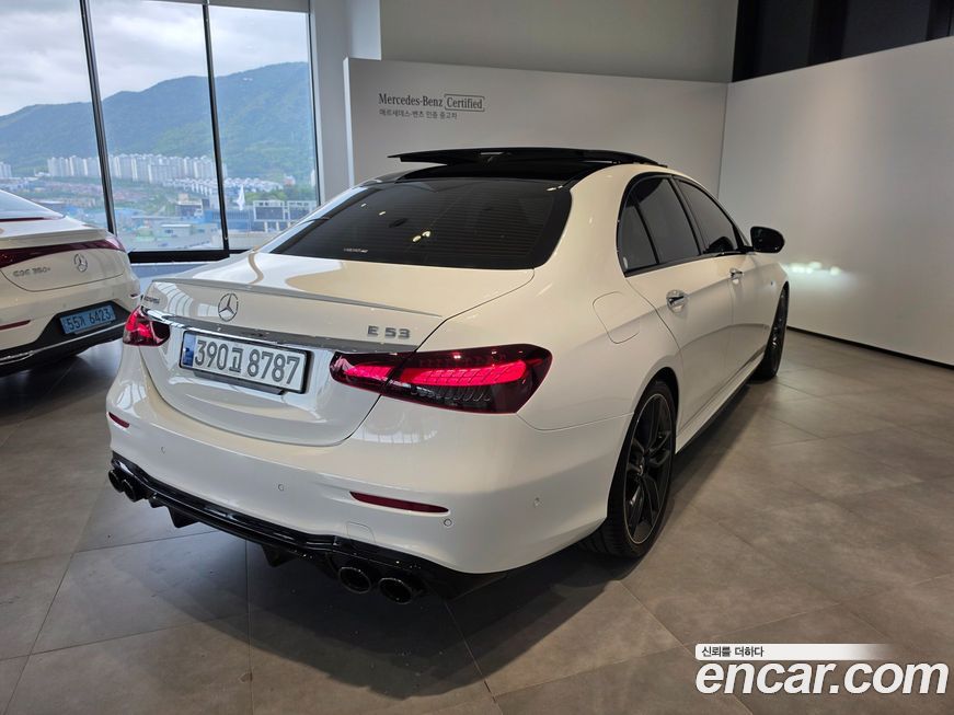 Mercedes-Benz E-Class 2023