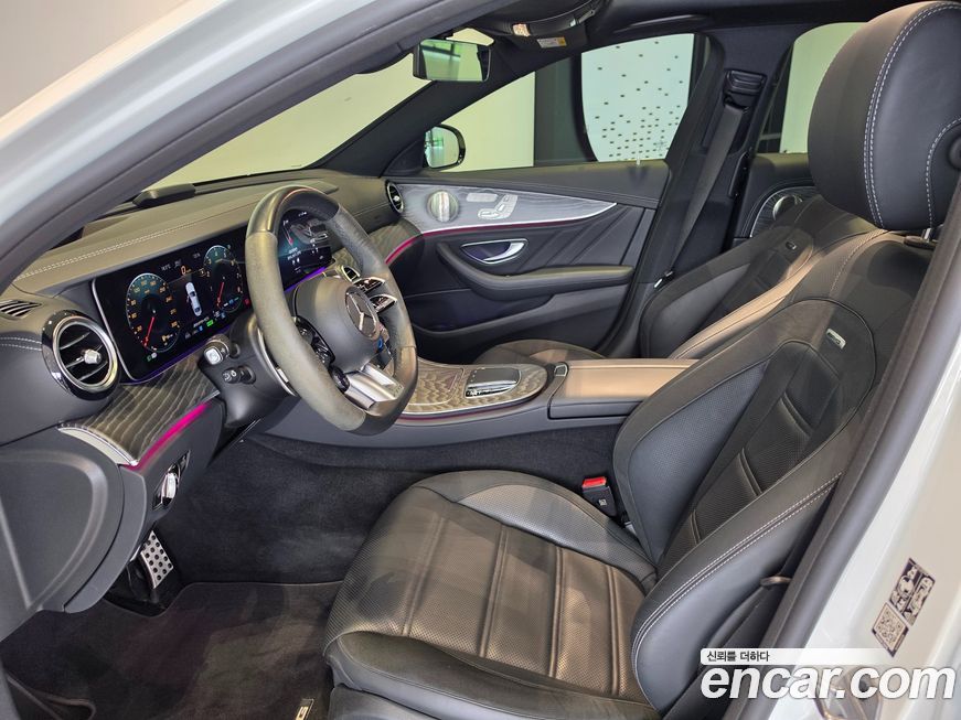 Mercedes-Benz E-Class 2023