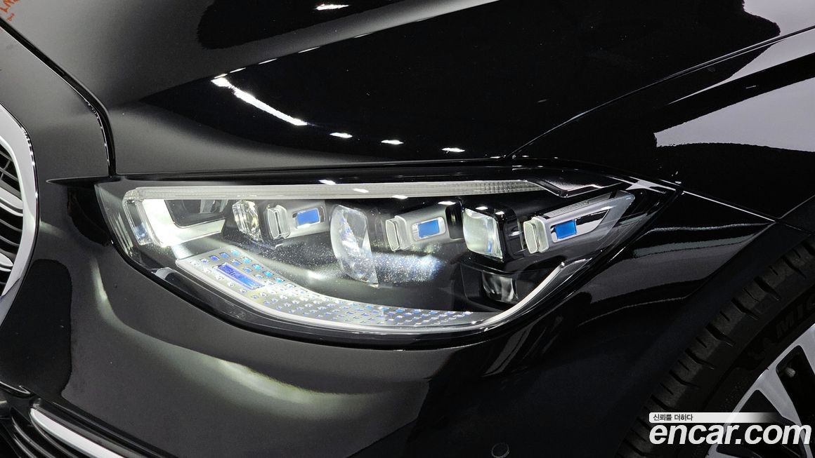 Mercedes-Benz S-Class 2021