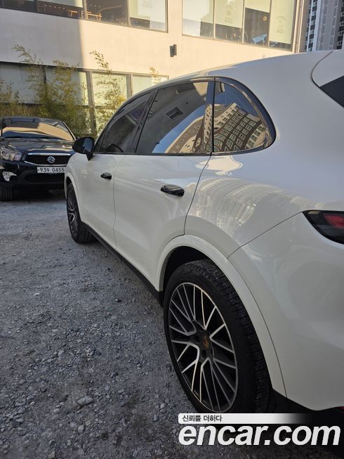 Porsche Cayenne 2019