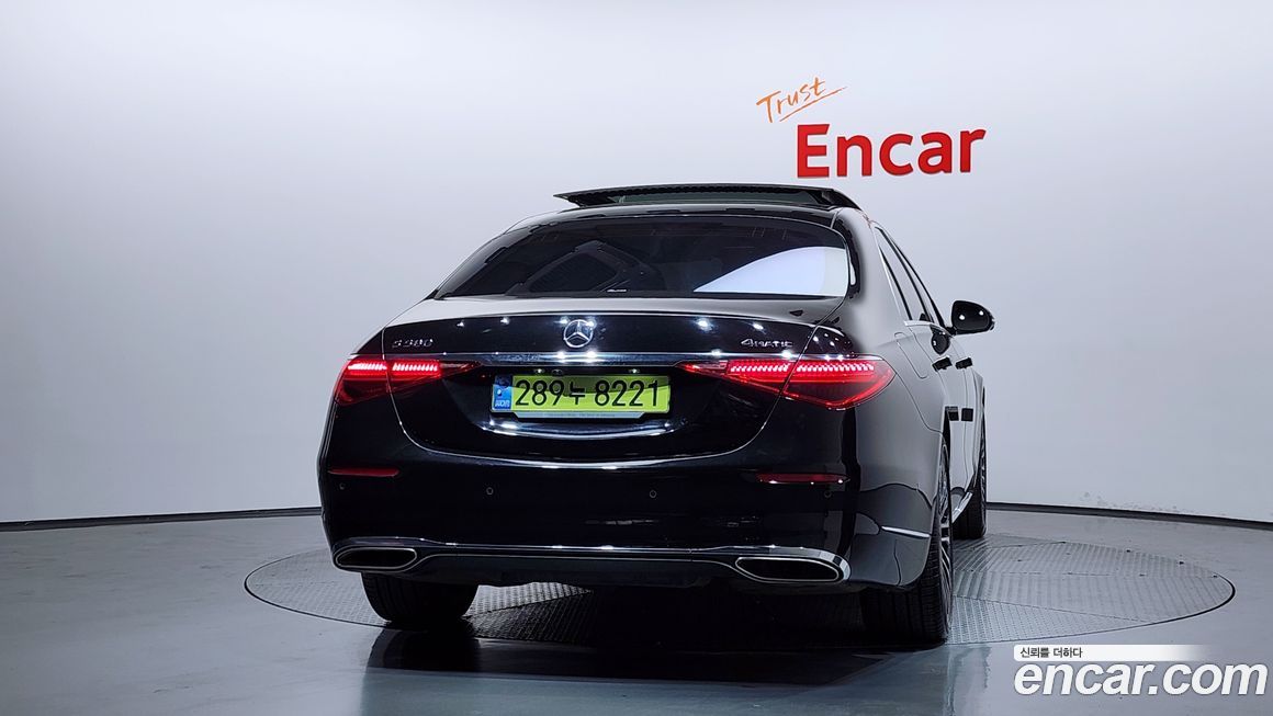 Mercedes-Benz S-Class 2021