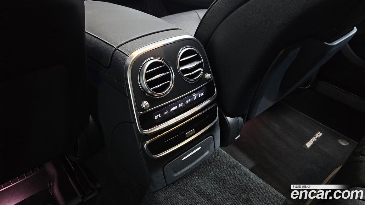 Mercedes-Benz S-Class 2020