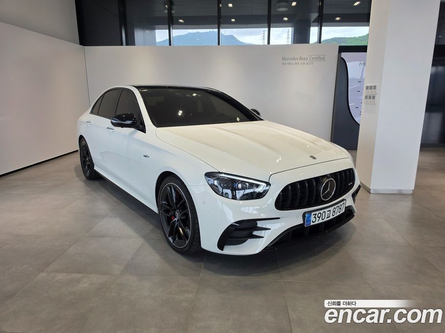 Mercedes-Benz E-Class 2023