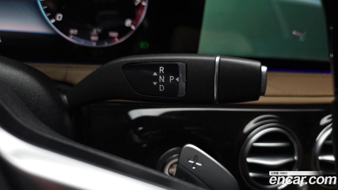 Mercedes-Benz S-Class 2019