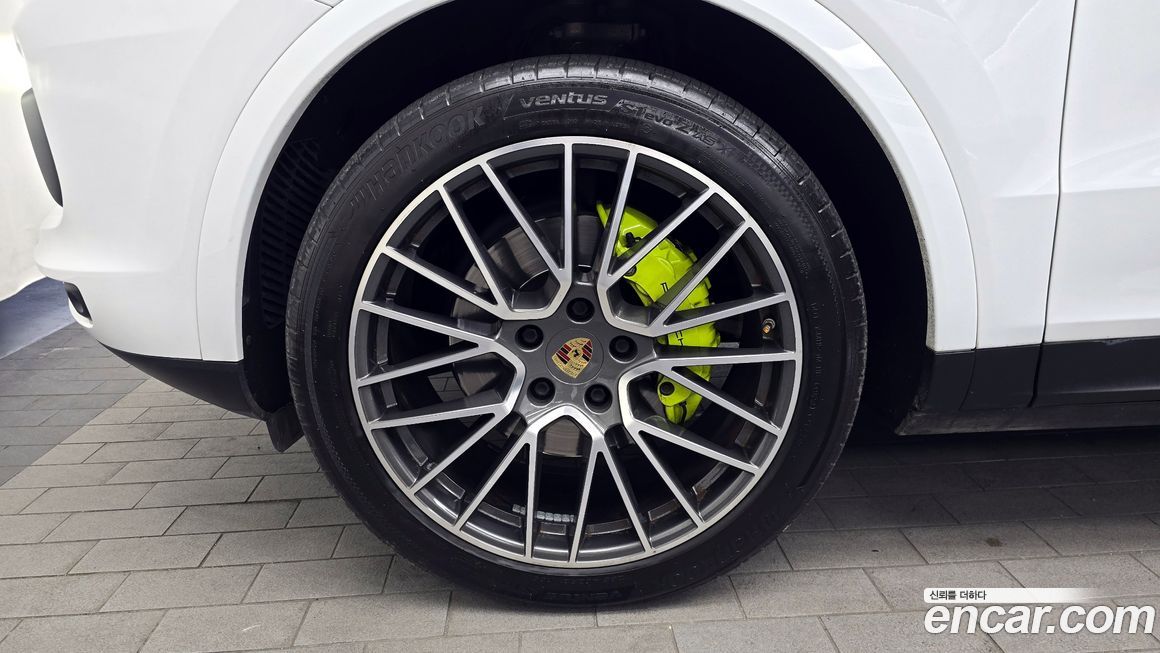 Porsche Cayenne 2020