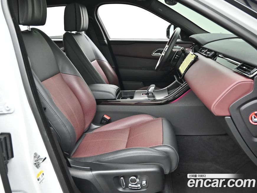 Land Rover Range Rover Velar 2025