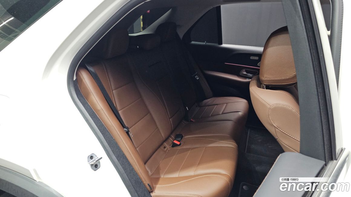 Mercedes-Benz GLE-Class 2023