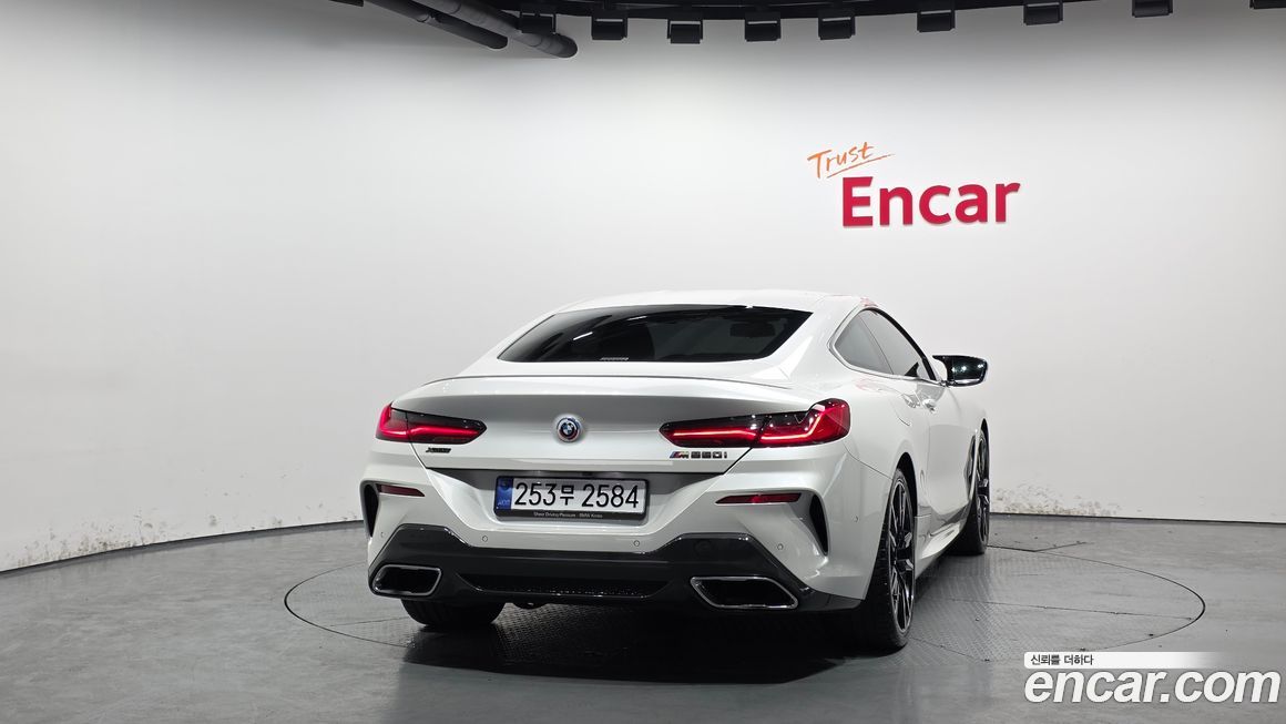 BMW 8-Series 2022