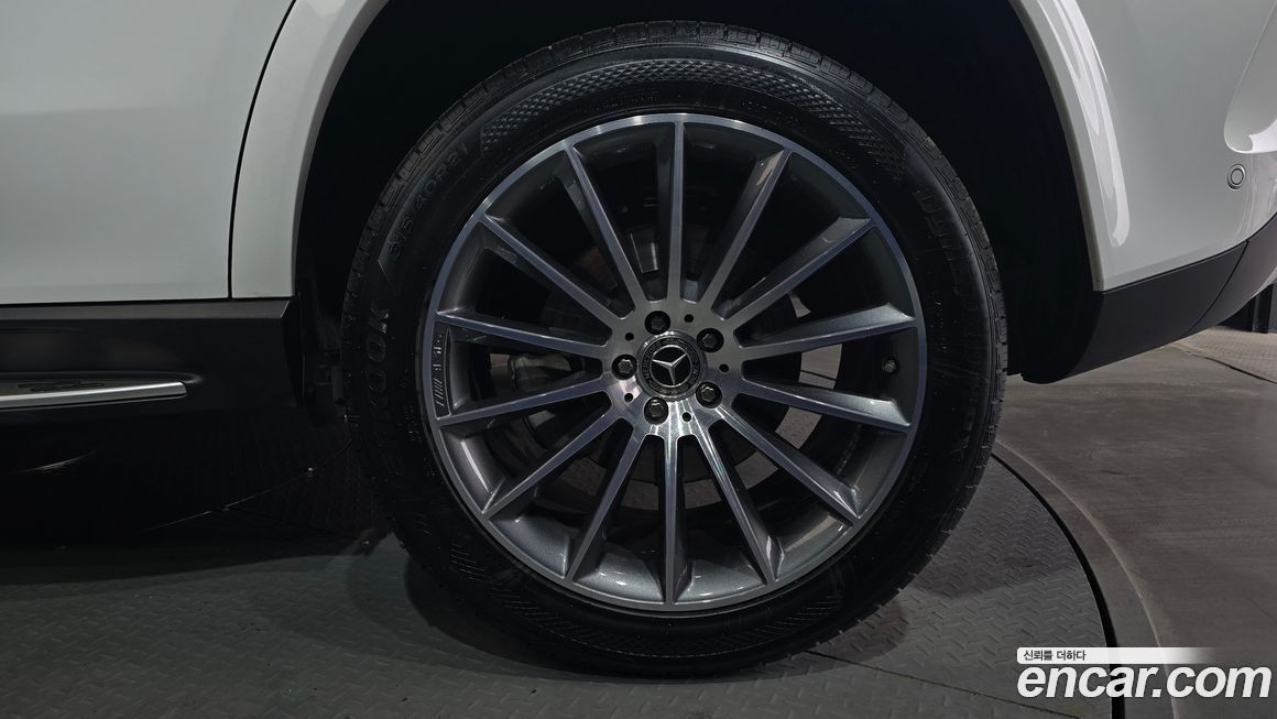 Mercedes-Benz GLE-Class 2024