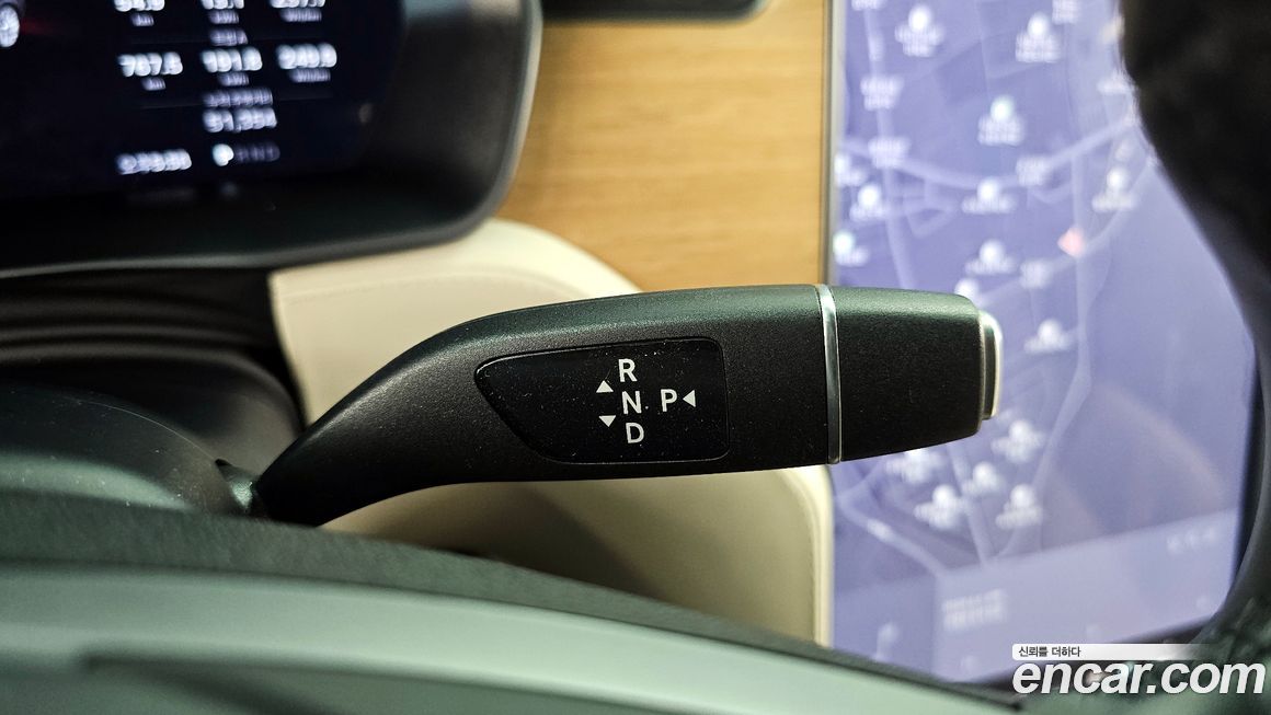Tesla Model X 2020