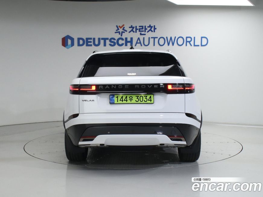 Land Rover Range Rover Velar 2025