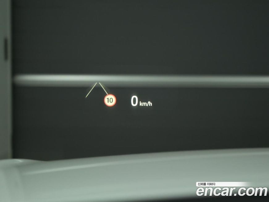 Land Rover Range Rover Velar 2025