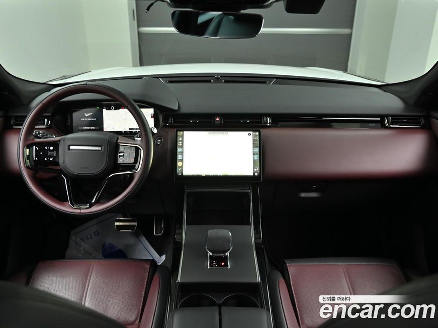 Land Rover Range Rover Velar 2025