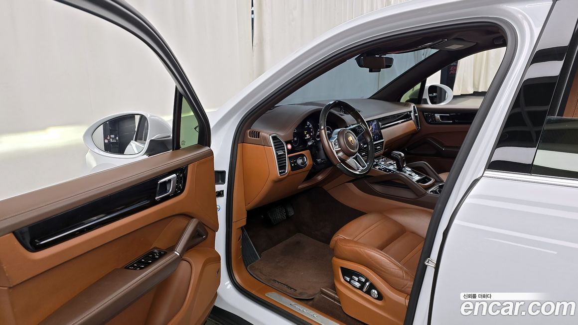 Porsche Cayenne 2020