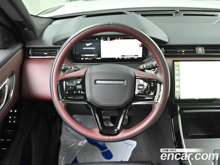 Land Rover Range Rover Velar 2025