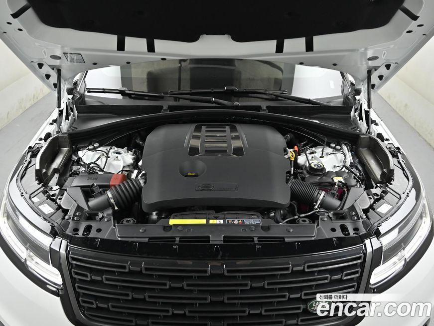 Land Rover Range Rover Velar 2025
