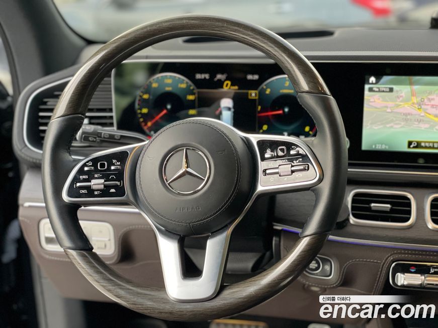 Mercedes-Benz GLS-Class 2022