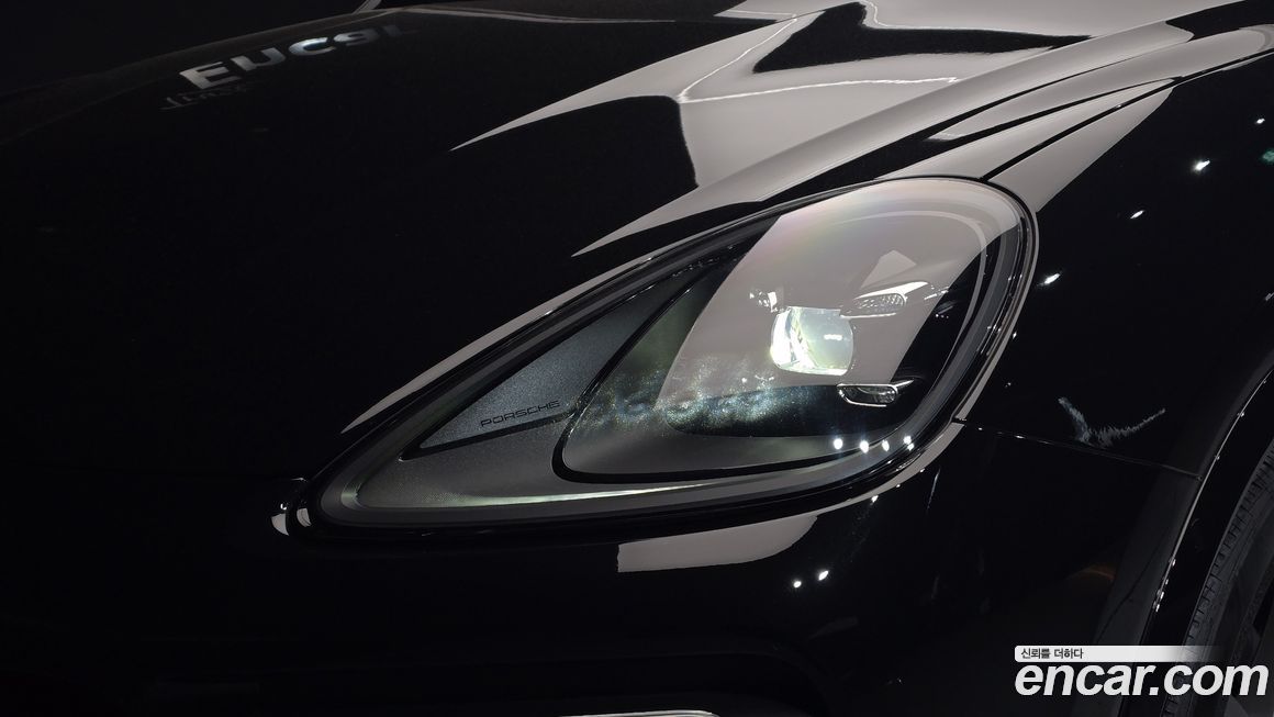 Porsche Cayenne 2023