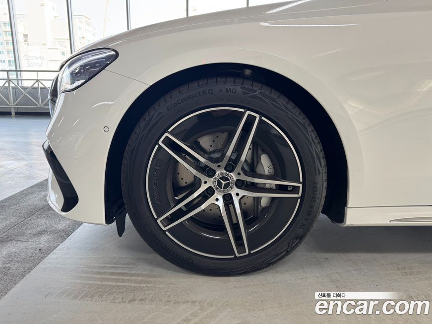 Mercedes-Benz E-Class 2026