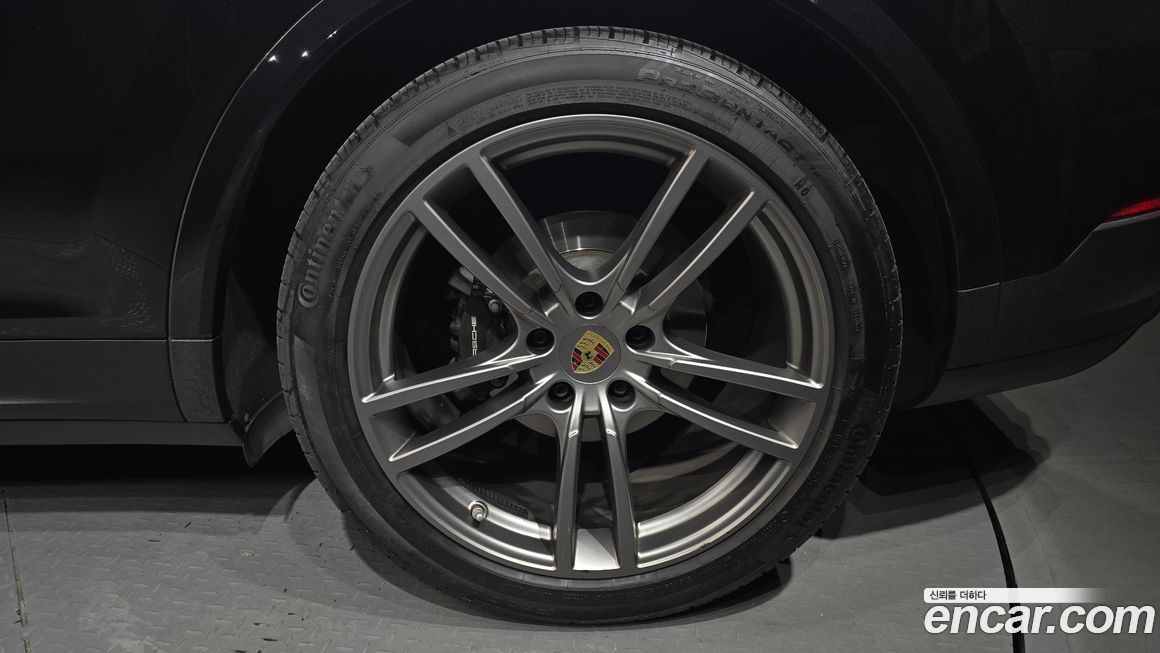 Porsche Cayenne 2023