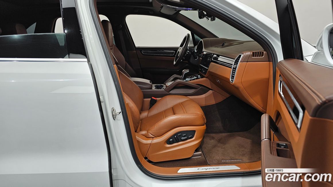 Porsche Cayenne 2023