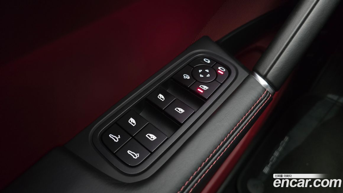 Porsche Cayenne 2023