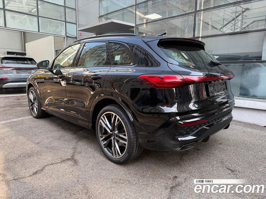 Audi Q5 2025