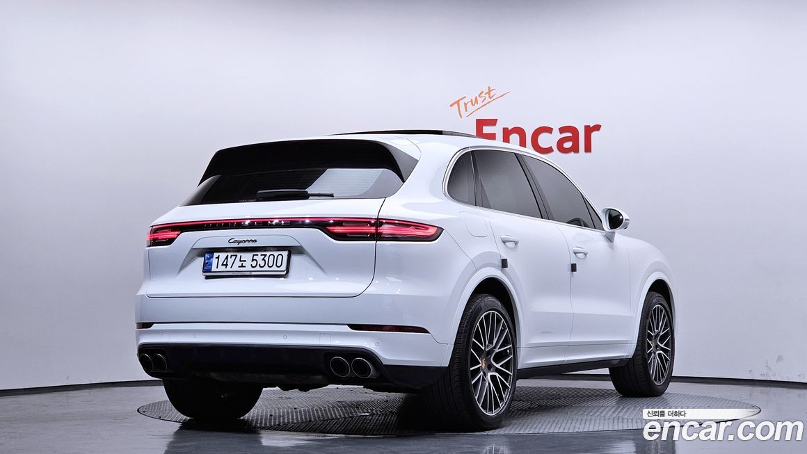 Porsche Cayenne 2023