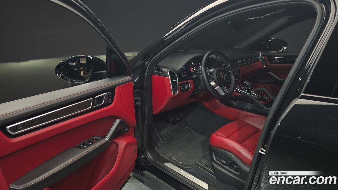 Porsche Cayenne 2023