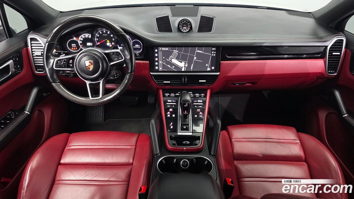 Porsche Cayenne 2022