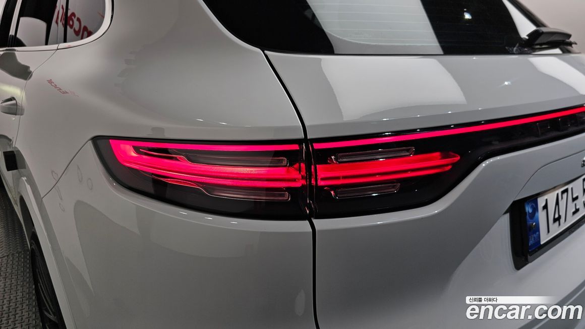 Porsche Cayenne 2023