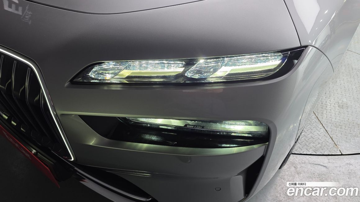 BMW 7-Series 2023