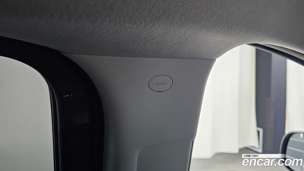 Hyundai Staria 2025