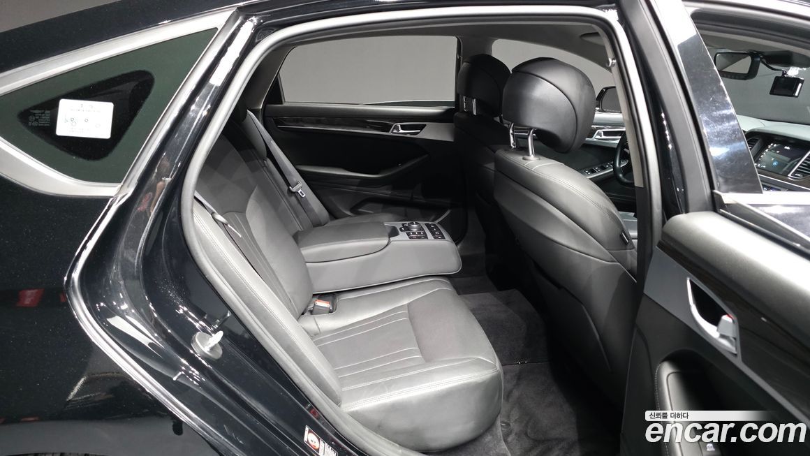 Genesis G80 2017