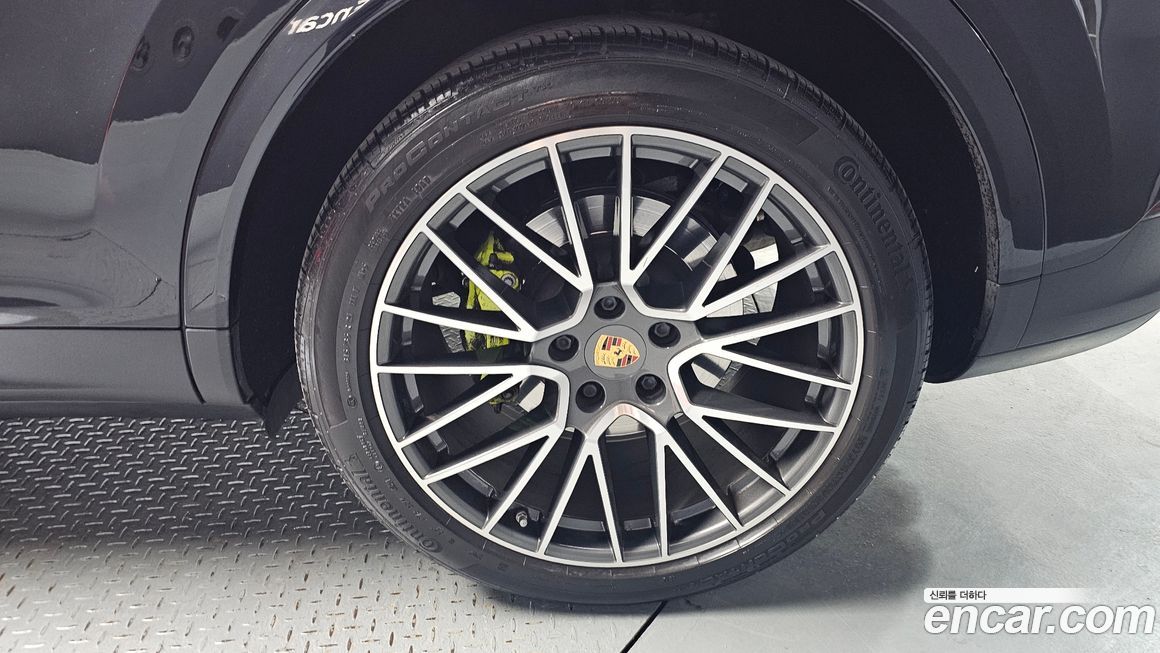 Porsche Cayenne 2022