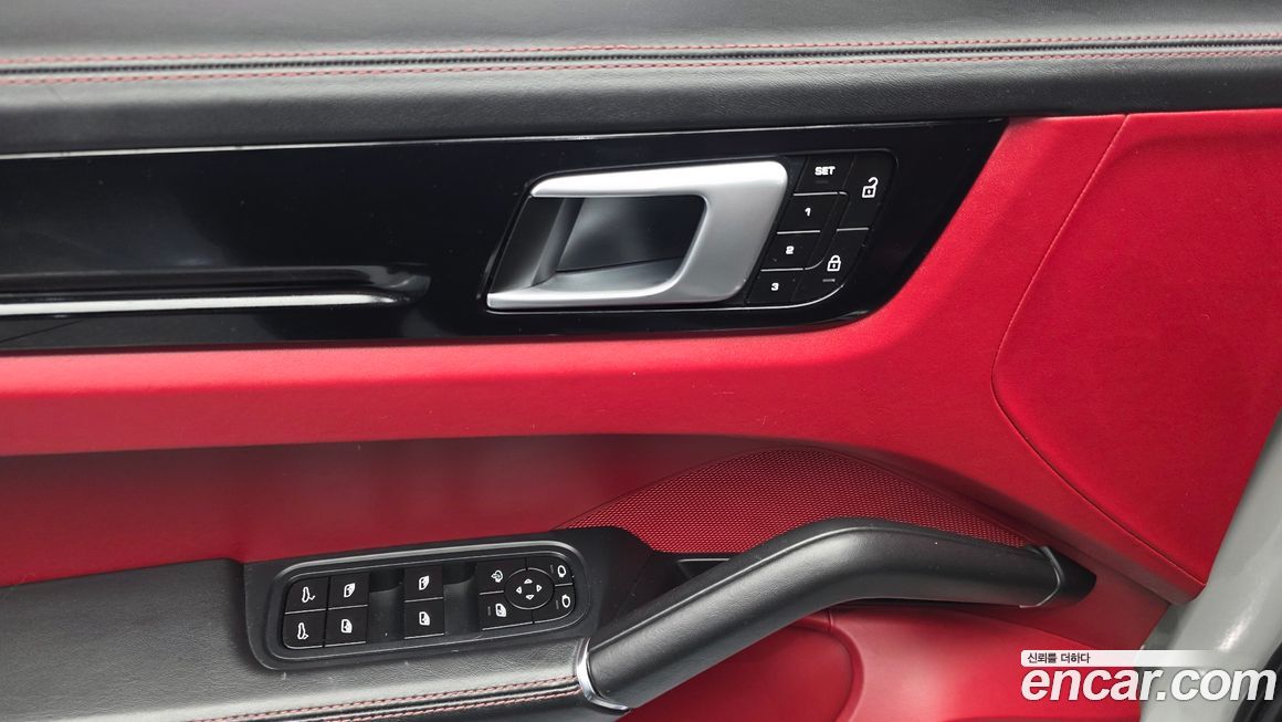 Porsche Cayenne 2022