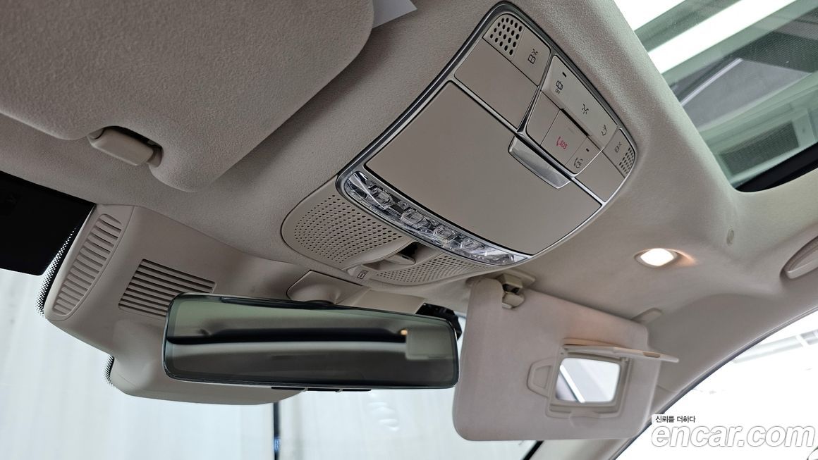 Mercedes-Benz S-Class 2019
