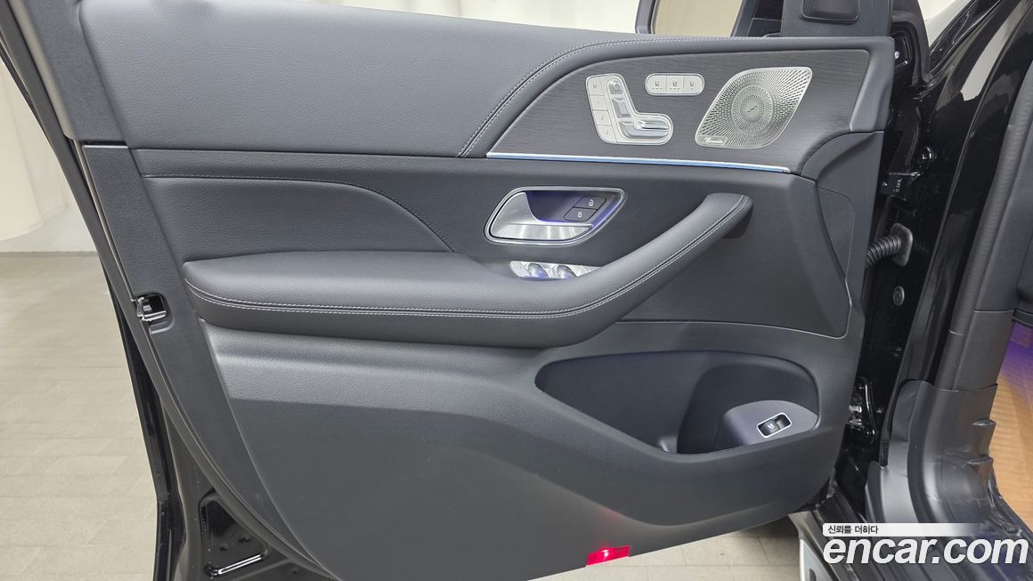 Mercedes-Benz GLE-Class 2026