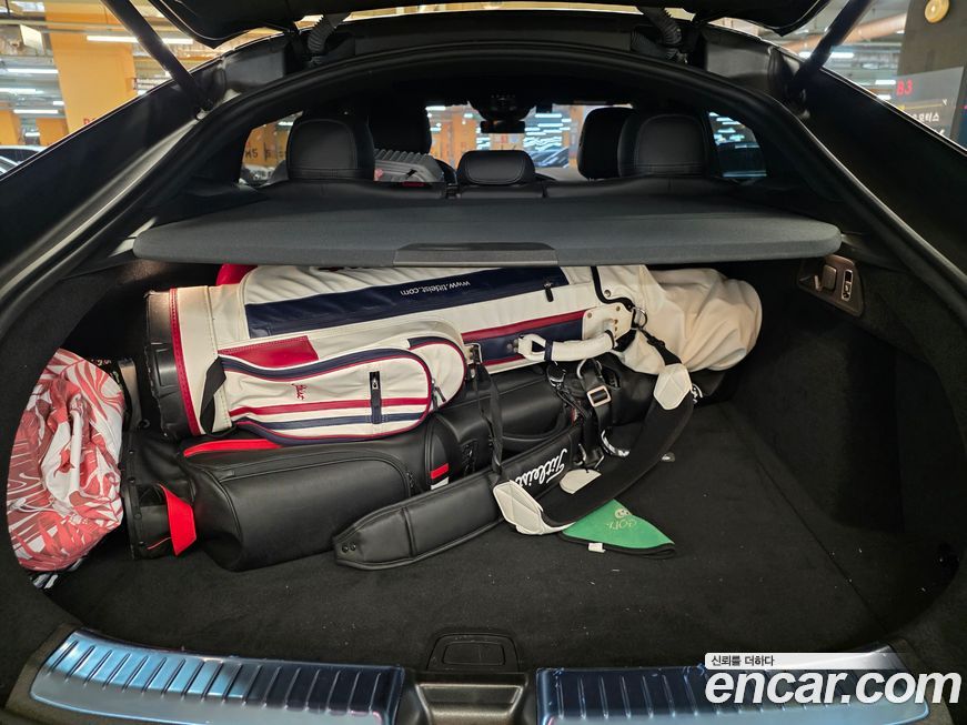 Mercedes-Benz GLE-Class 2023