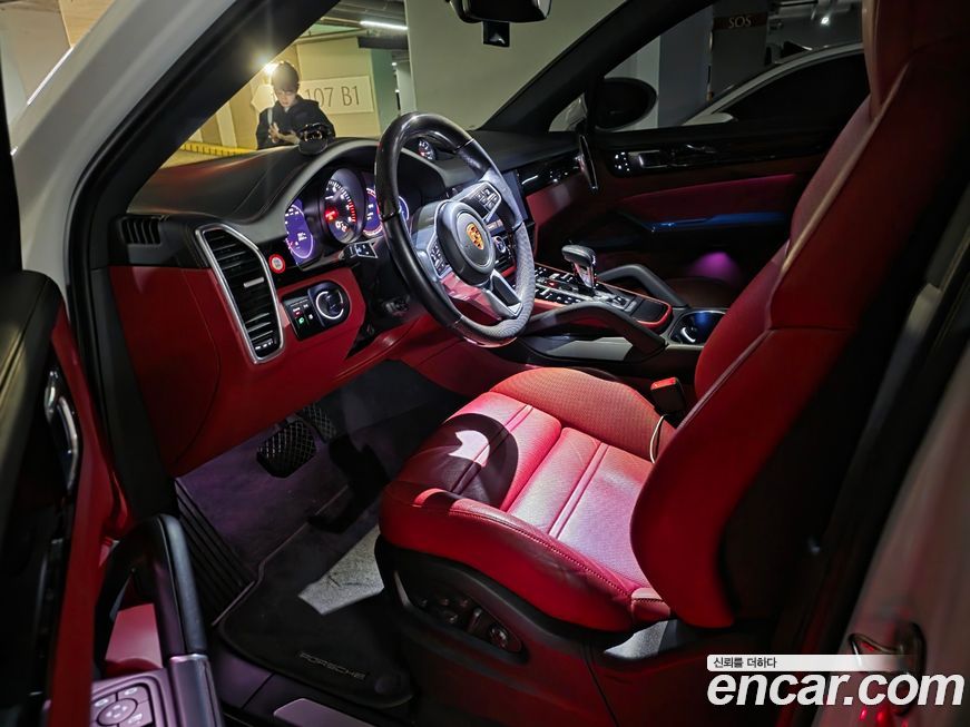 Porsche Cayenne 2022