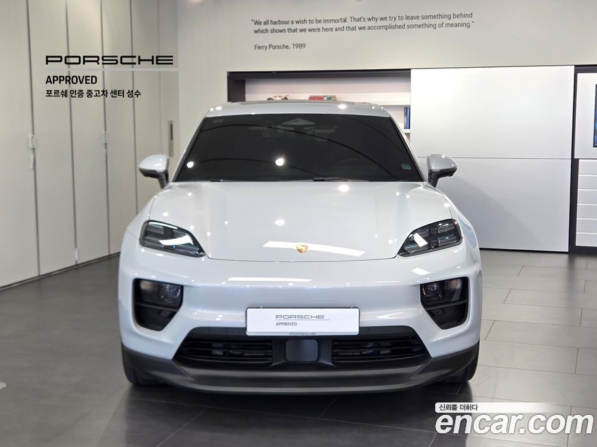 Porsche Macan 2025