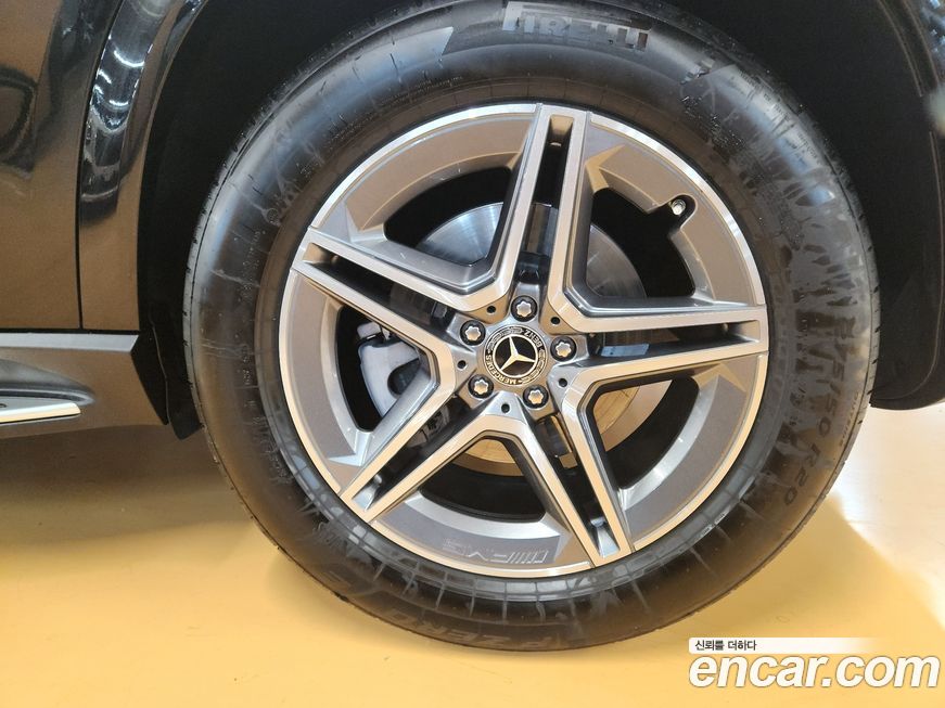 Mercedes-Benz GLE-Class 2026